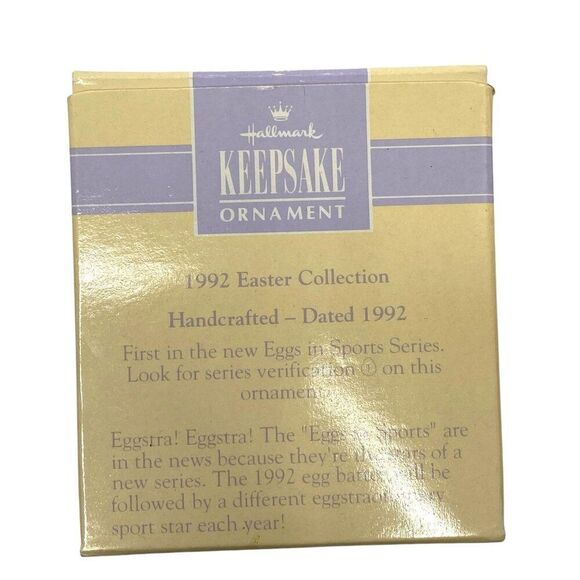 Eggs in Sports 1992 Hallmark Ornament - Picture 4 of 7